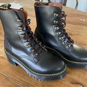 Doc Marten’s Leona Boots. Black. Heel with lug sole. Size 7.